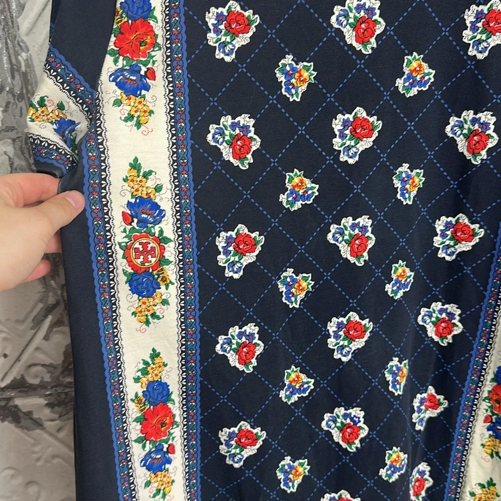 Tory Burch floral patterned Tshirt dress - Picture 4 of 9
